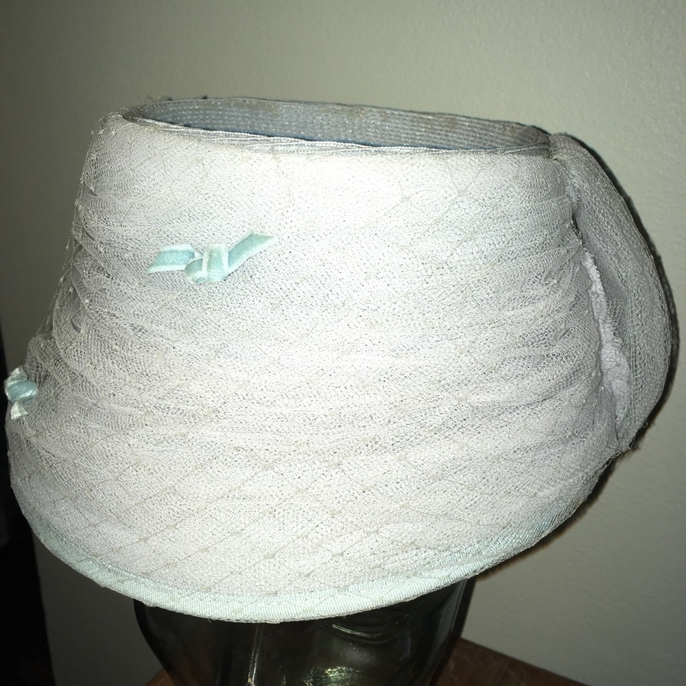 Vintage Baby Blue Hat - Picture 3 of 5